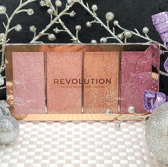 Makeup Revolution Makeup Makeup Revolution Nib Vintage Lace Blush